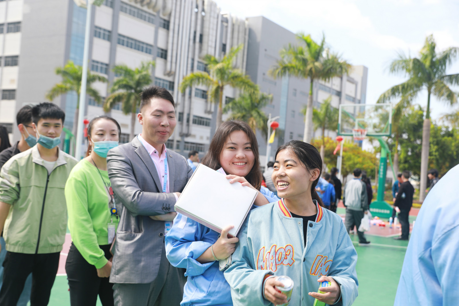 就地过年，年味不减—我在公海挺好的
